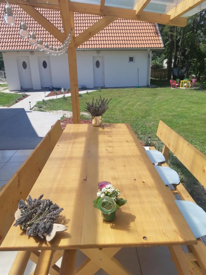 Mirella rooms Palić Esterno foto